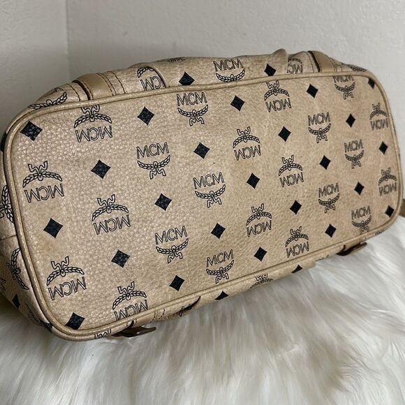 💯Authentic MCM Tote Bag🍀 - Picture 4 of 17